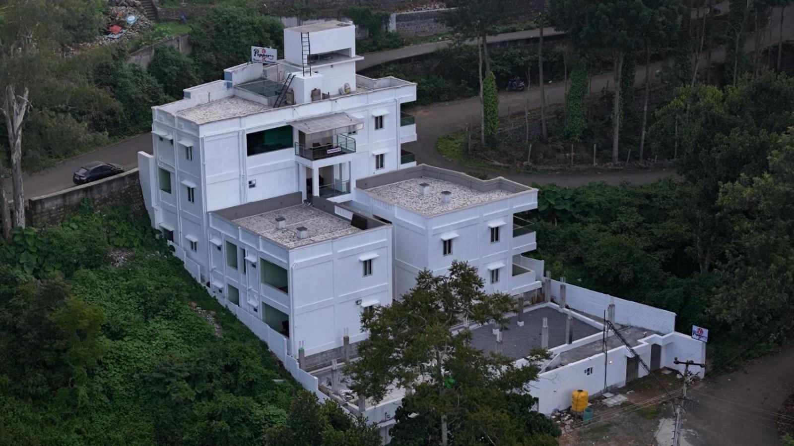 Hotel Peppers Yercaud Exterior photo