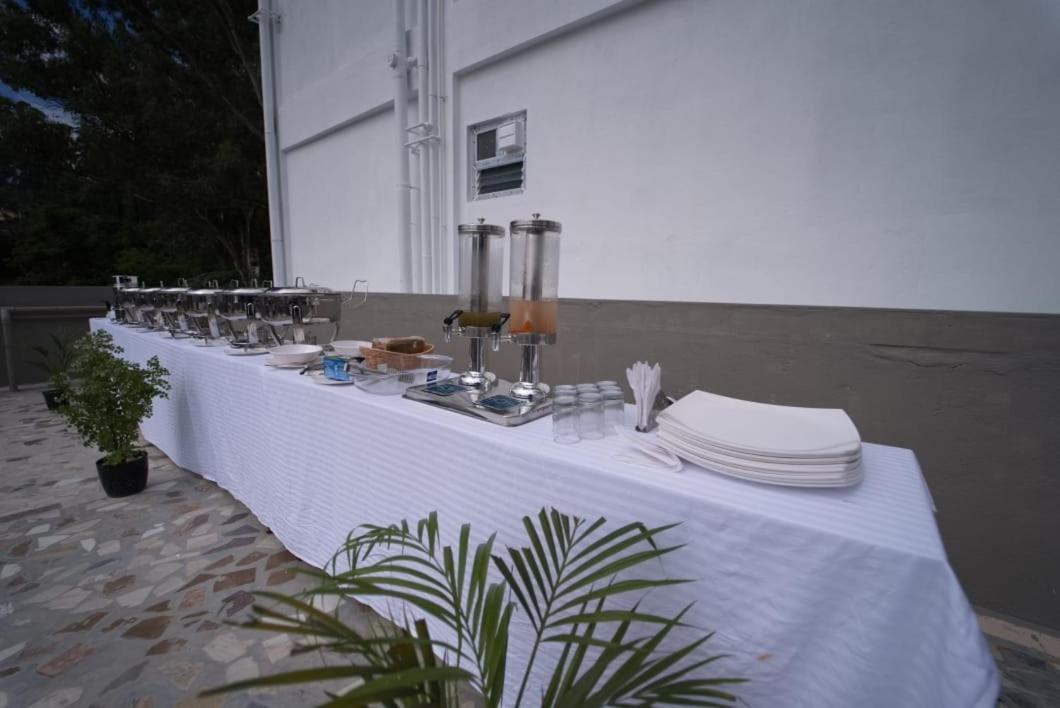 Hotel Peppers Yercaud Exterior photo